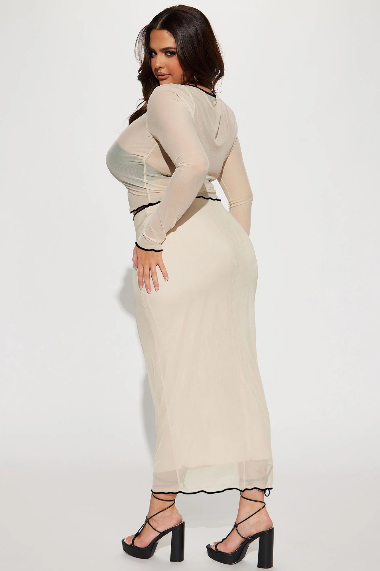 01-13-23Studio4_RT_AC_13-55-31_49_TS1788_Tan_0739_PLUS_WG_JF