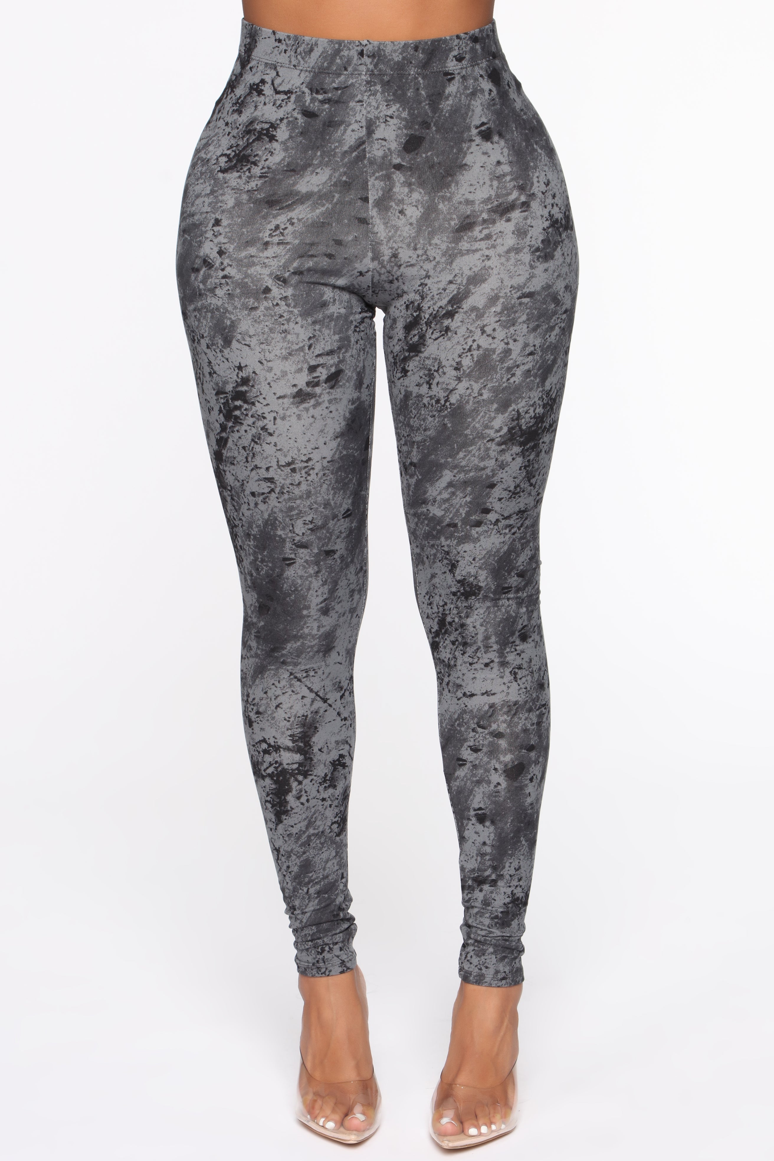 08-12-19_Studio_2_JP_13-53-43_27__TP1971_Black_P_1717_NT