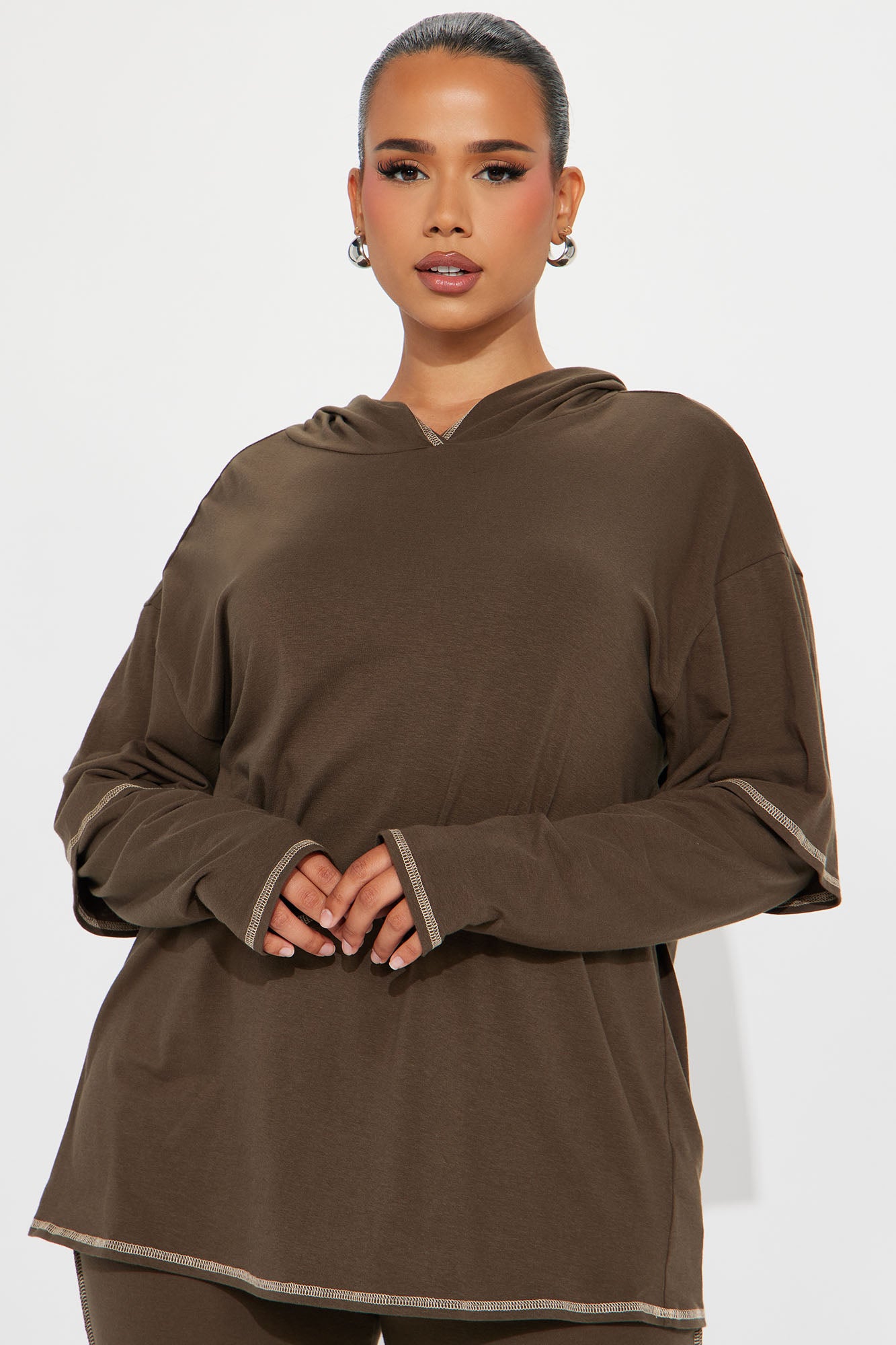 08-14-23Studio1_TH_AP_10-21-39_9_TP16466_Olive_P_15287_PLUS_CM