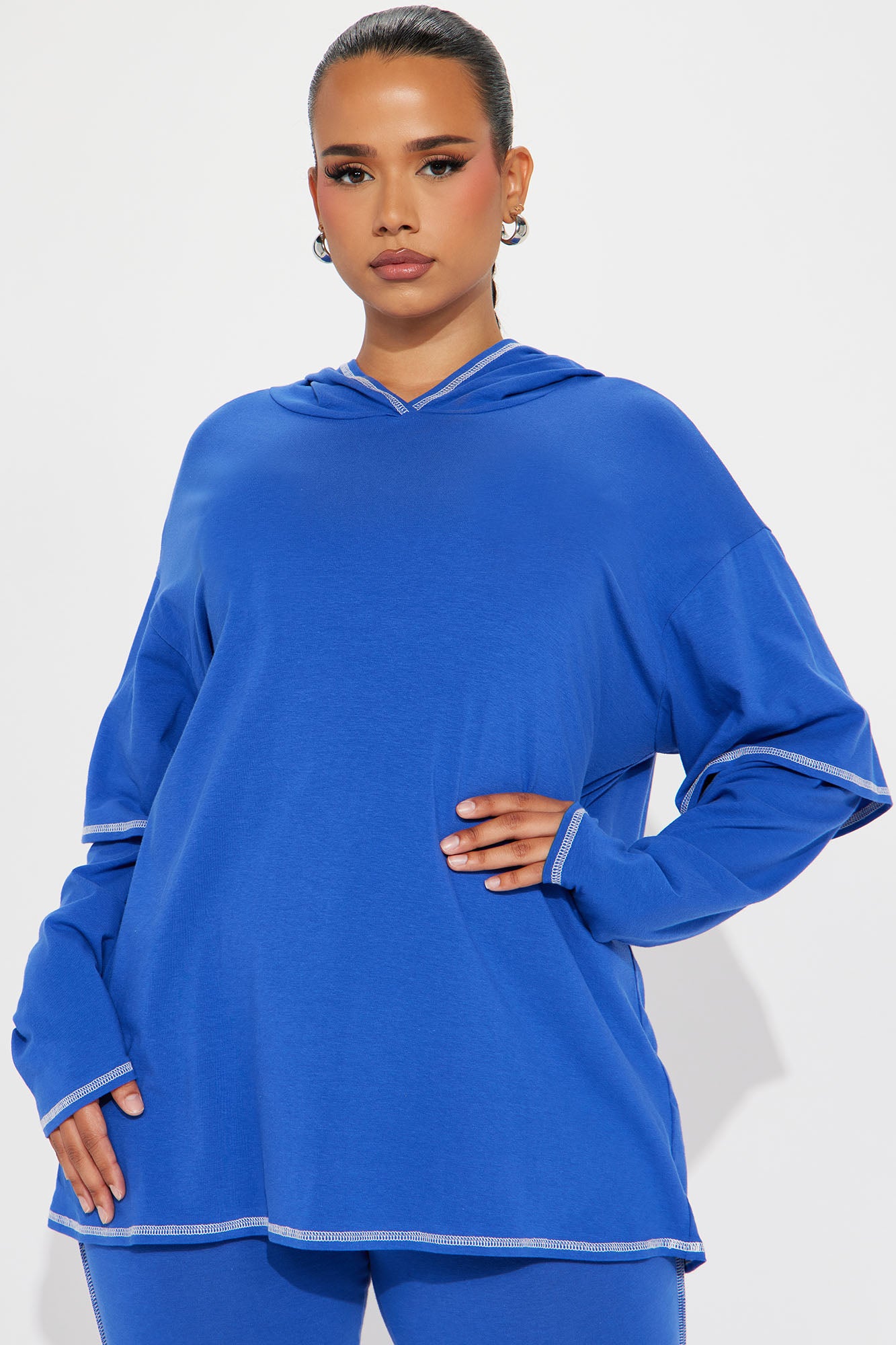 08-14-23Studio1_TH_AP_10-36-02_15_TP16466_Royal_P_15361_PLUS_CM