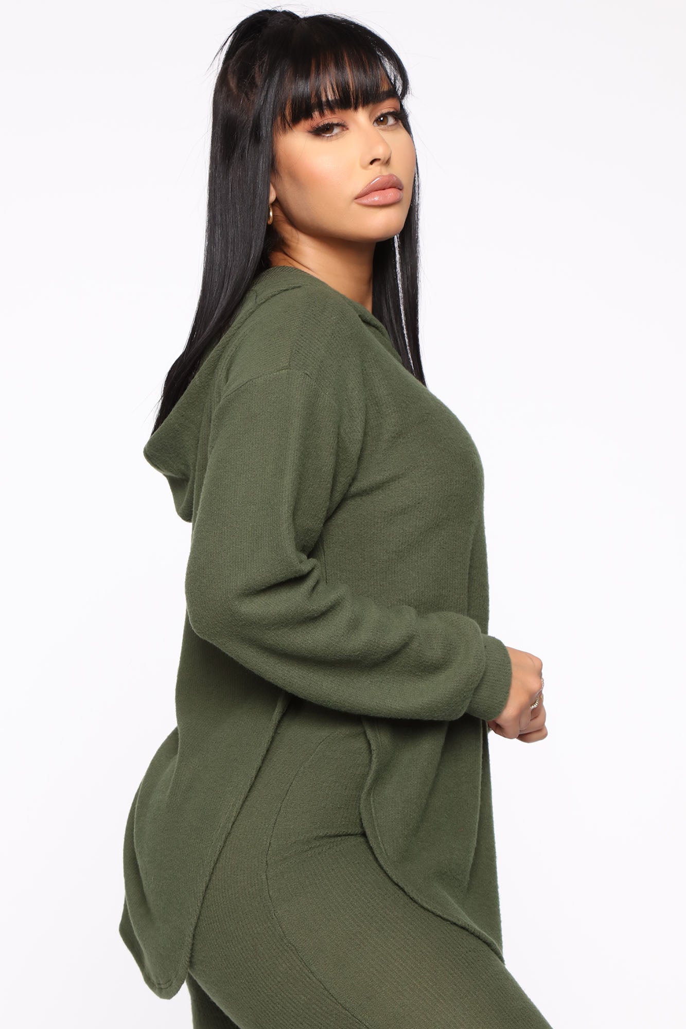 10-21-19_Studio_2_RM_RE_13-50-44_33__TP2058_Olive_1341_WG