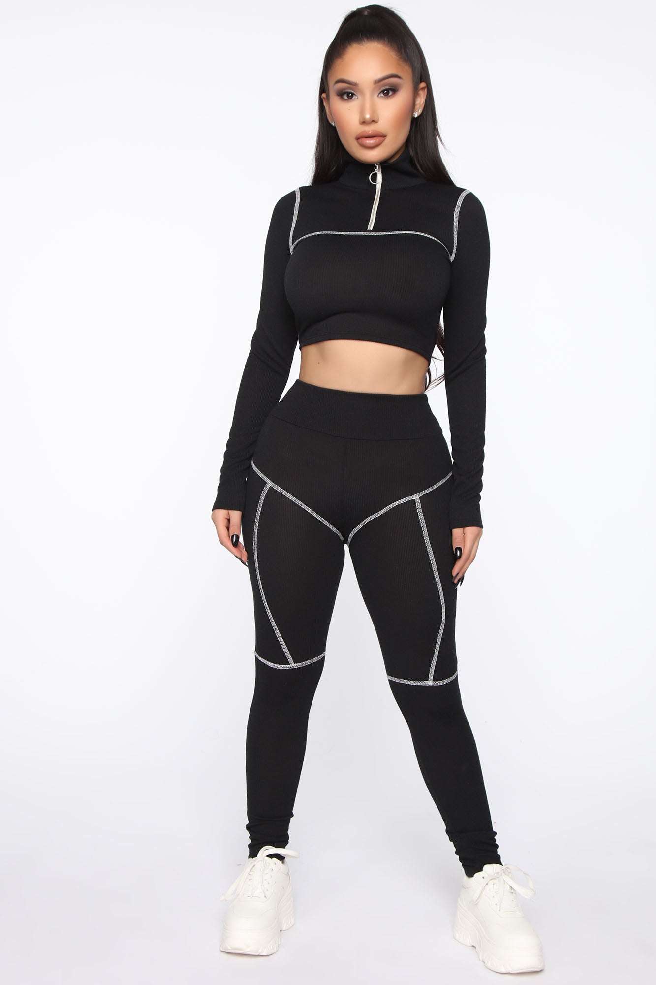 11-25-19_Studio_2_JR_LE_15-14-43_58_TS1347LA10_Black_12783_EH