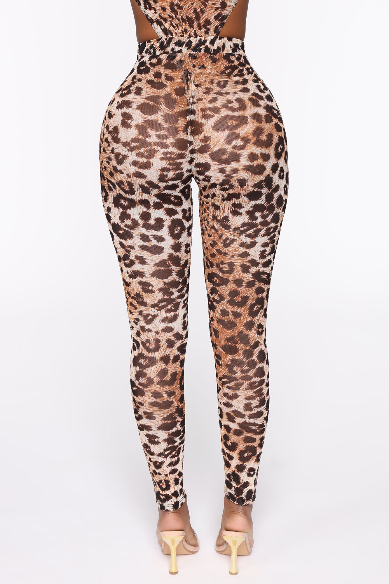 11-26-19_Studio_1_DD_ES_14-17-53_23__FN10772_Brown_3762_RA